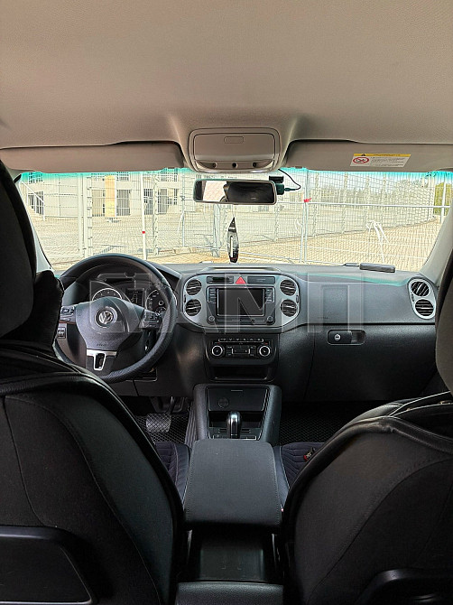 Volkswagen Tiguan 2010  - изображение 4