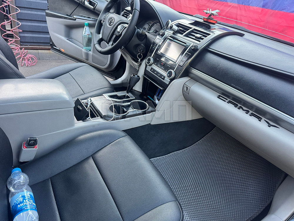 Toyota Camry 2012  - изображение 7