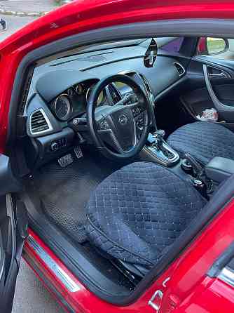 Opel Astra 2012 