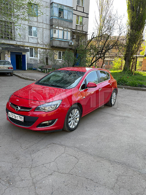 Opel Astra 2012  - изображение 5
