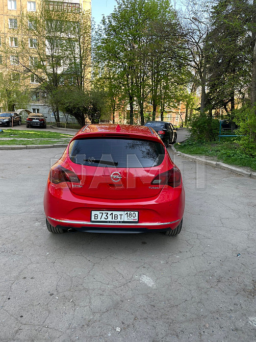 Opel Astra 2012  - изображение 4