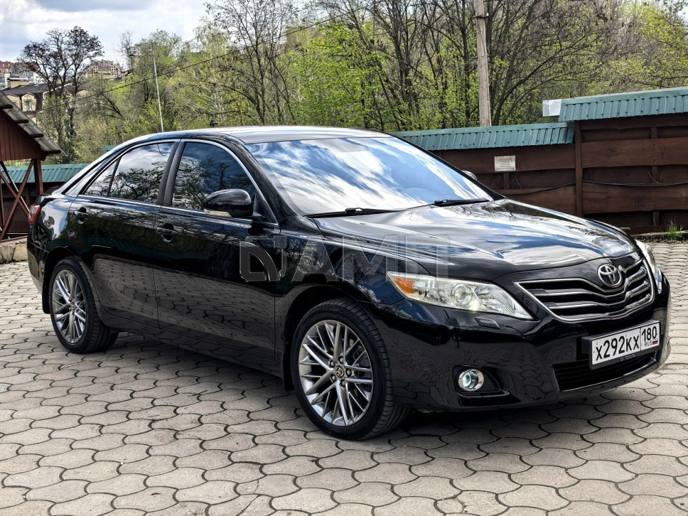 Toyota Camry 2010  - изображение 7