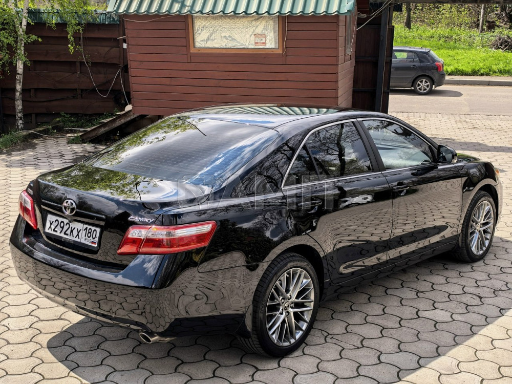 Toyota Camry 2010  - изображение 5