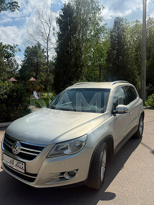 Volkswagen Tiguan 2011  - изображение 6