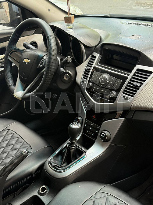 Chevrolet Cruze 2011 Макеевка - изображение 2