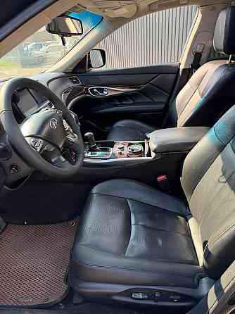 Infiniti M37 2013 