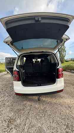 Volkswagen Touran 2010 