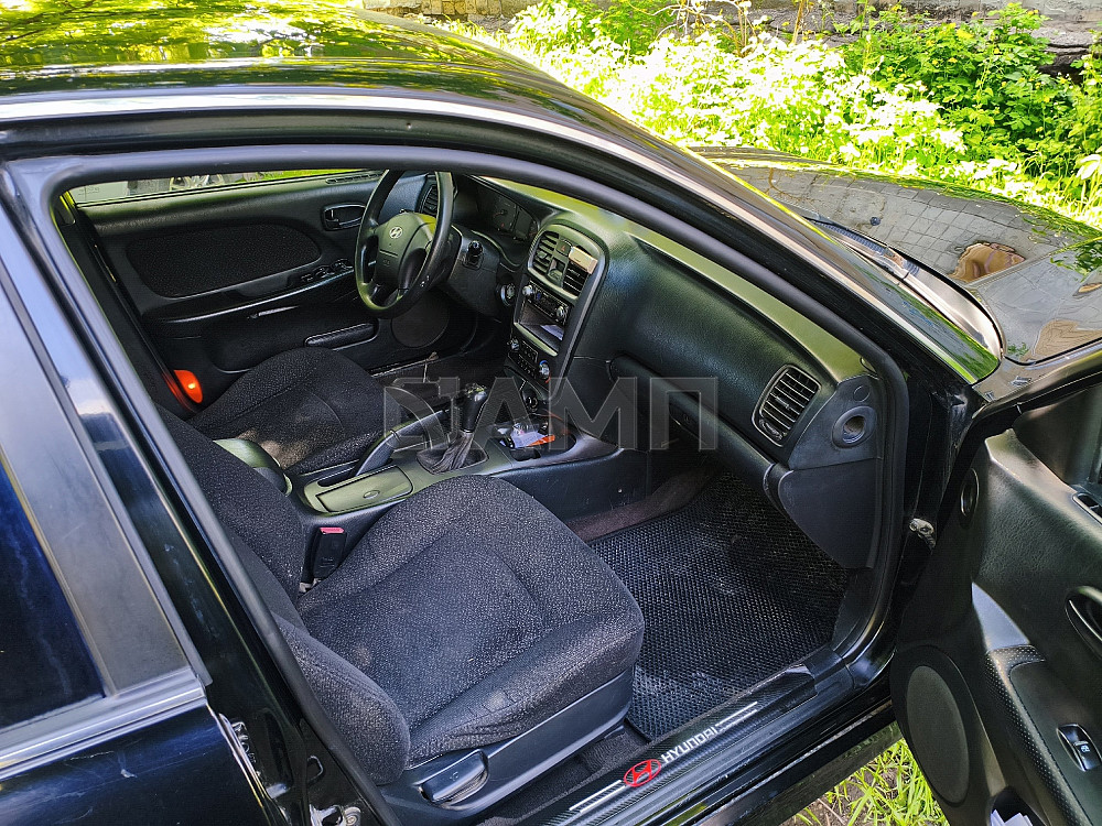 Hyundai Sonata 2004  - изображение 2