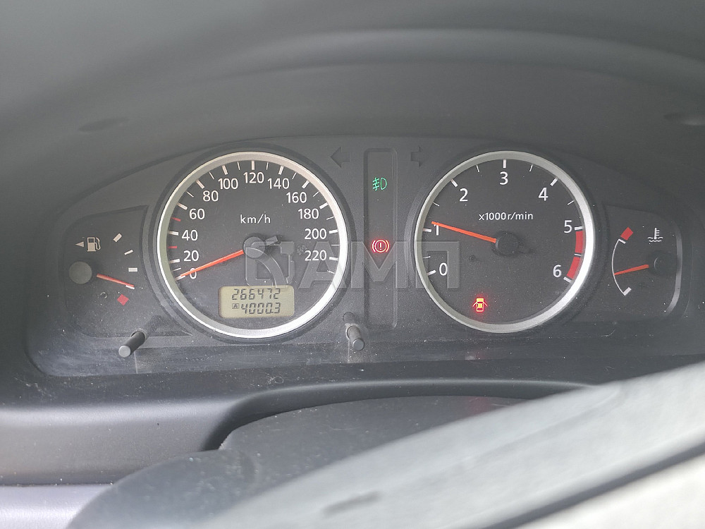 Nissan Almera 2004  - изображение 8