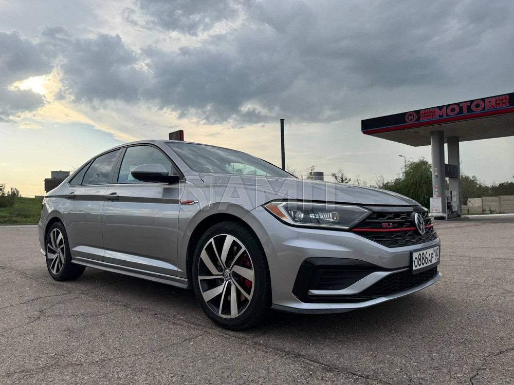 Volkswagen Jetta GLI 2020  - изображение 5