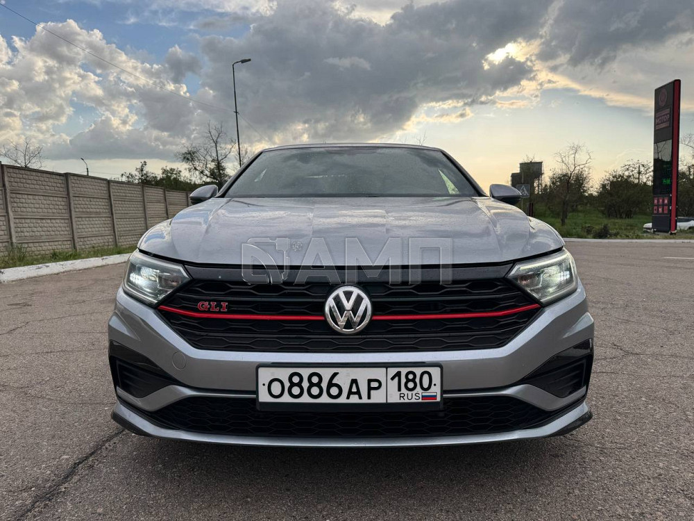 Volkswagen Jetta GLI 2020  - изображение 10