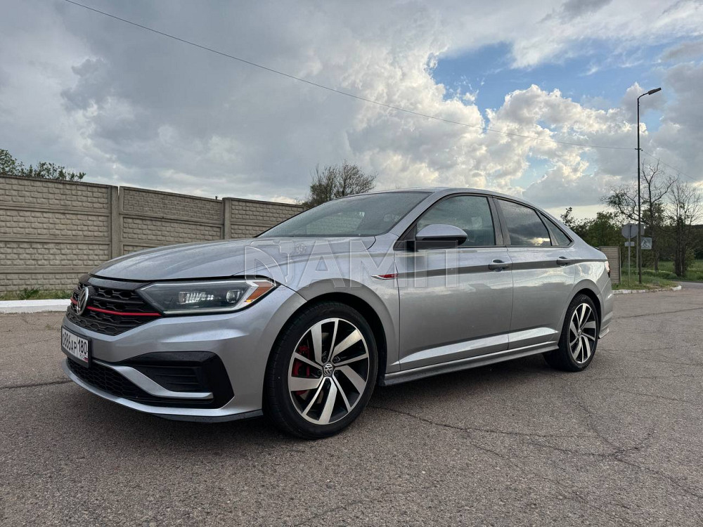 Volkswagen Jetta GLI 2020  - изображение 9