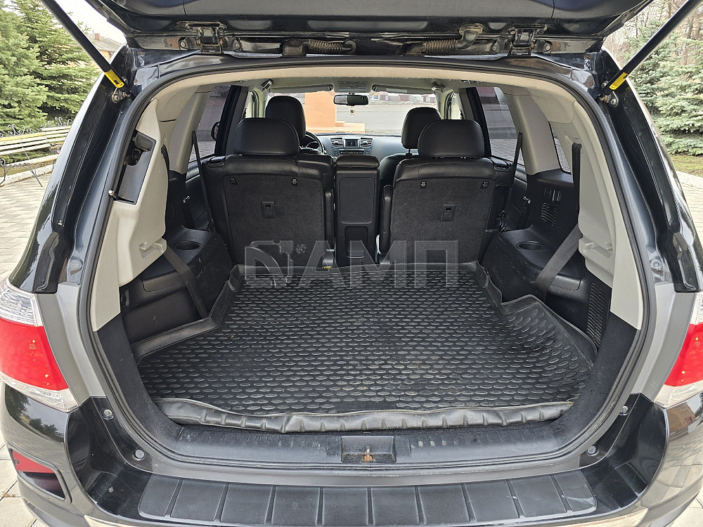 Toyota Highlander 2012  - изображение 1