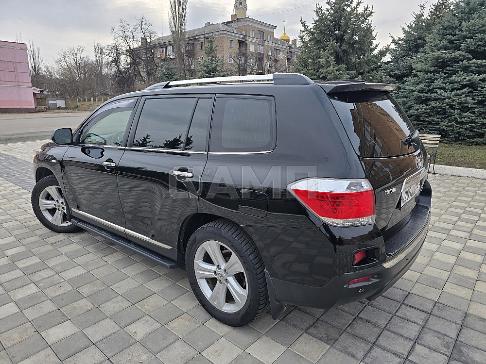 Toyota Highlander 2012  - изображение 9