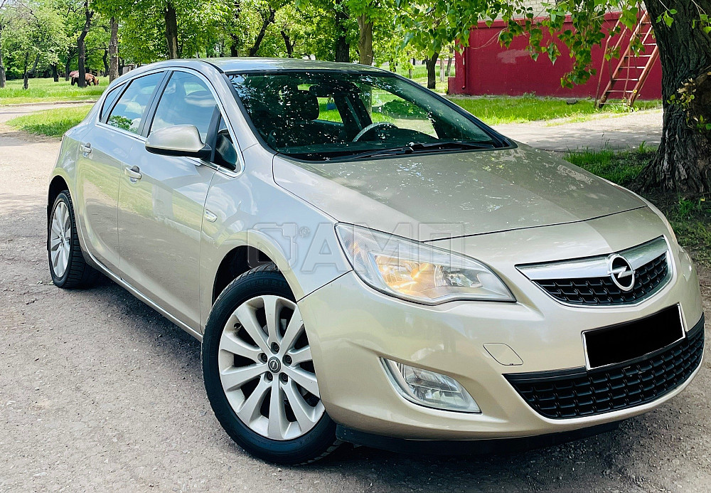Opel Astra J 2013 Донецк - изображение 10