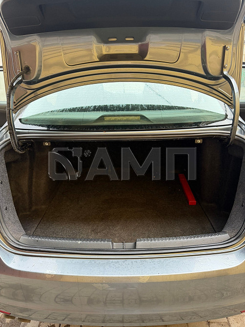 Volkswagen Jetta 2010 Донецк - изображение 1