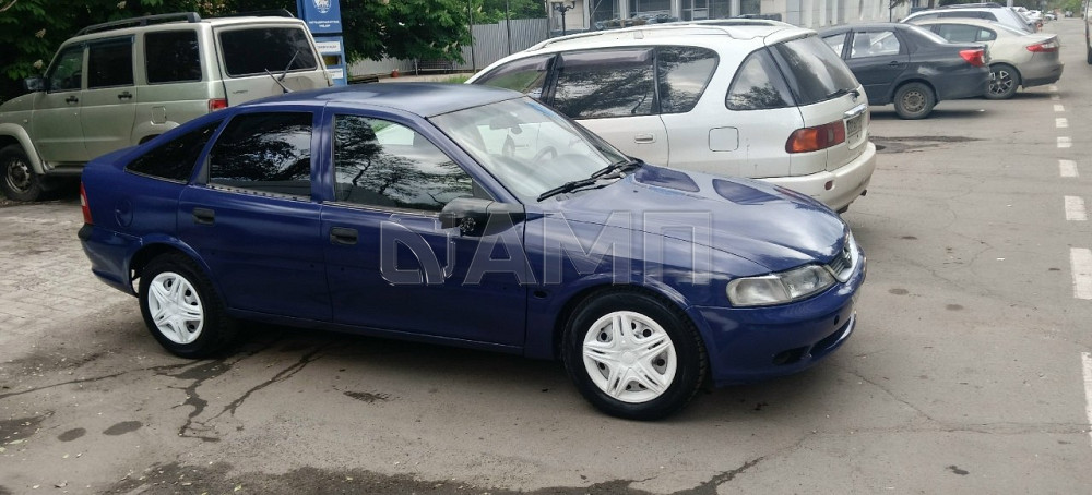 Opel Vectra 1997  - изображение 1