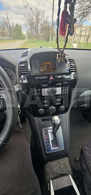 Opel Zafira B 2008  - изображение 1