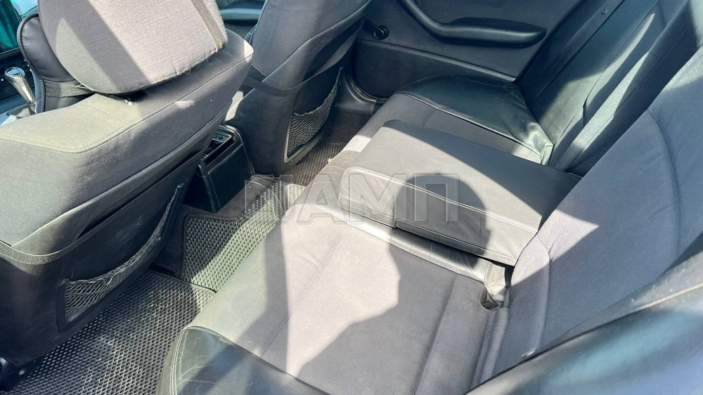 BMW 318 2000  - изображение 2
