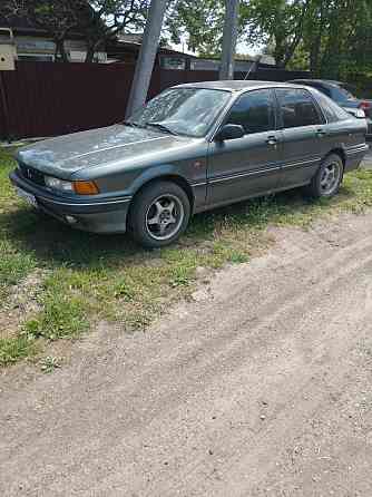 Mitsubishi Galant 