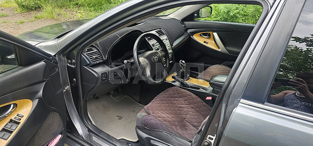 Toyota Camry 2006 Красный Луч - изображение 2