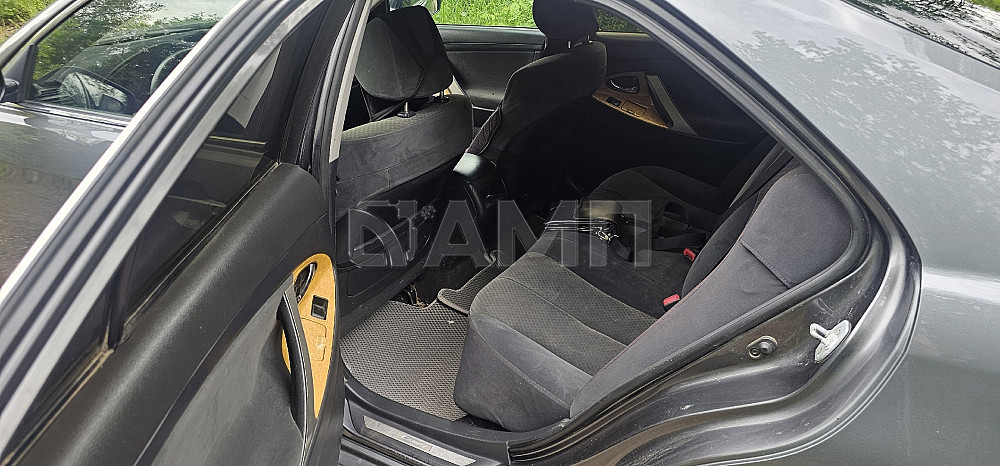 Toyota Camry 2006 Красный Луч - изображение 1