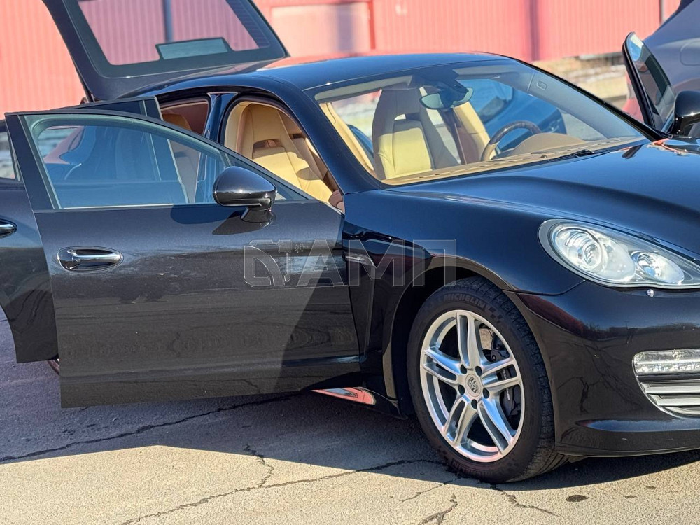 Porsche Panamera 2012  - изображение 10