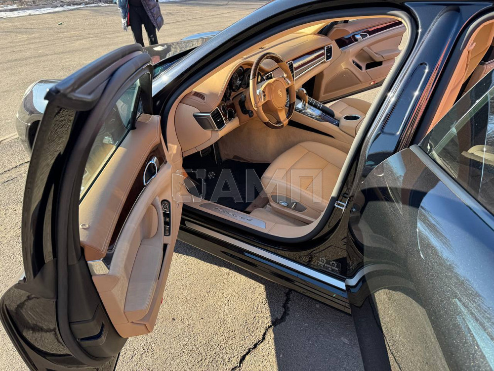 Porsche Panamera 2012  - изображение 4