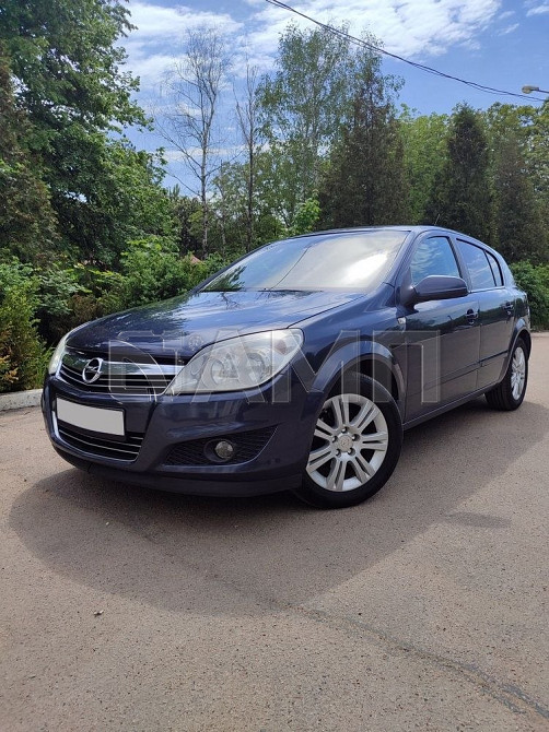 Opel Astra 2009  - изображение 5