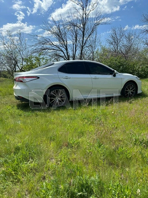 Toyota Camry 2022  - изображение 4