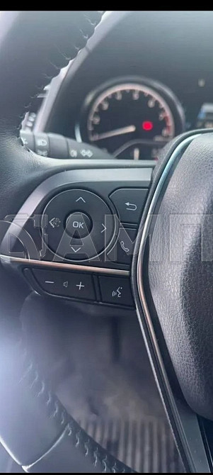 Toyota Camry 2022  - изображение 2