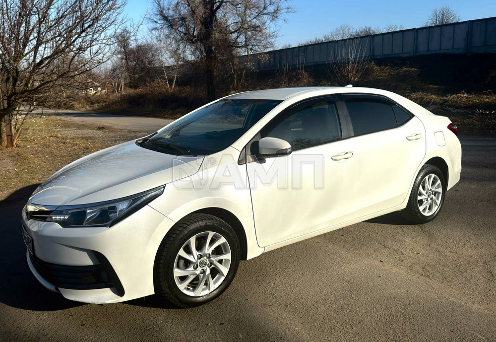 Toyota Corolla 2018  - изображение 9