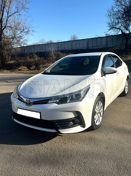 Toyota Corolla 2018  - изображение 8
