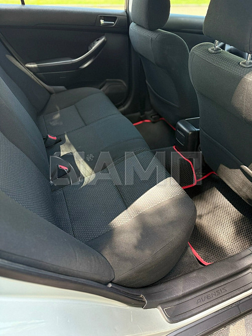 Toyota Avensis 2005  - изображение 3