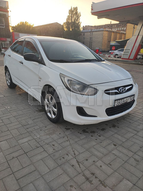 Hyundai Solaris 2014  - изображение 7