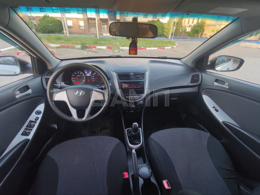 Hyundai Solaris 2014  - изображение 3