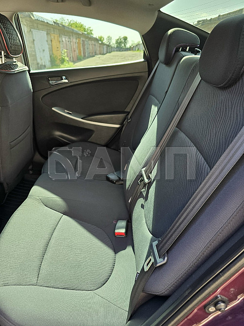 Hyundai Solaris 2012  - изображение 2