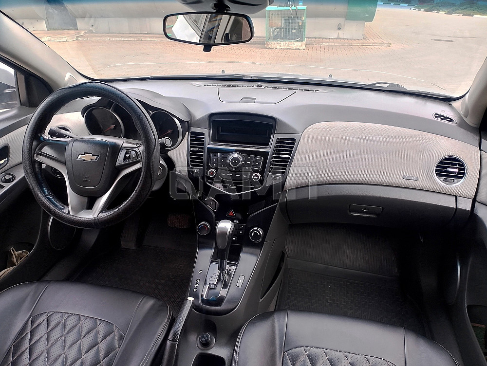 Chevrolet Cruze 2010  - изображение 1