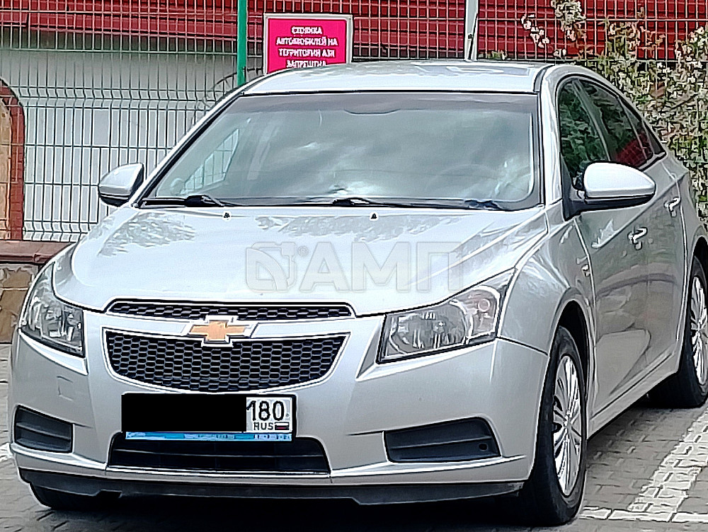Chevrolet Cruze 2010  - изображение 2