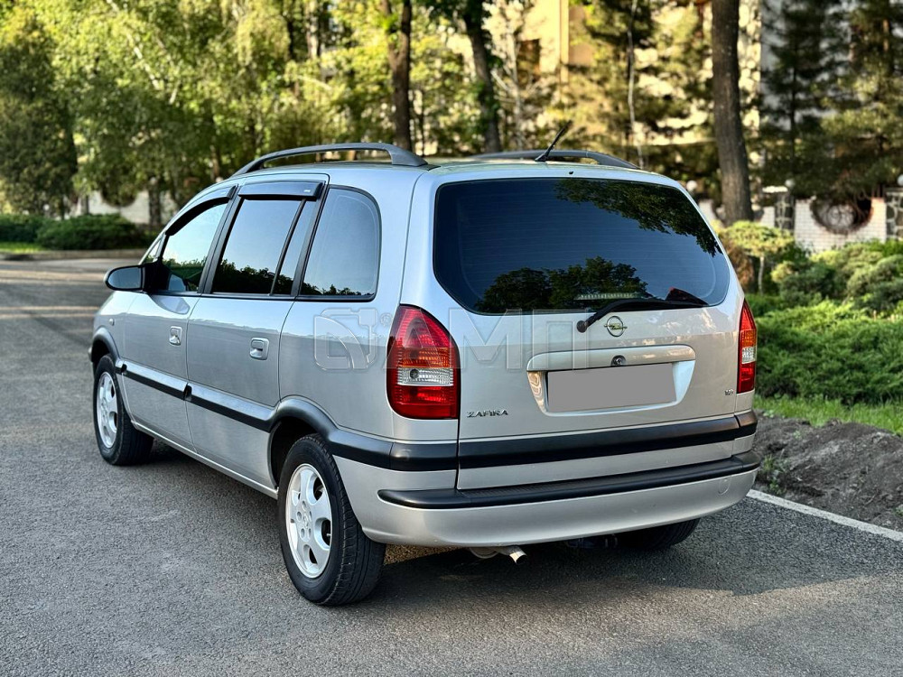 Opel Zafira A 2004  - изображение 5