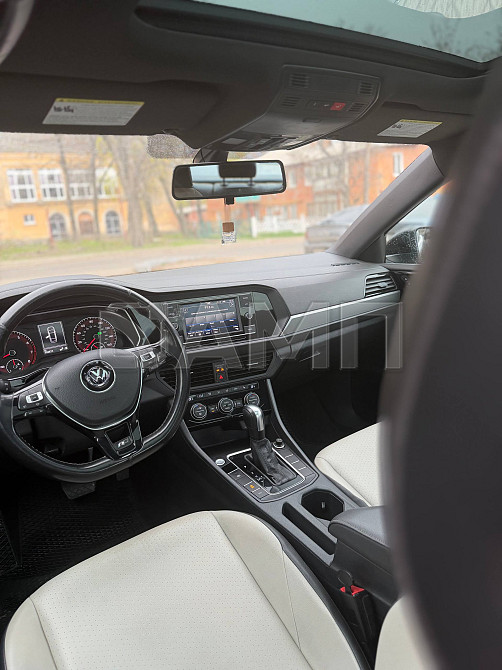 Volkswagen Jetta 2020  - изображение 2