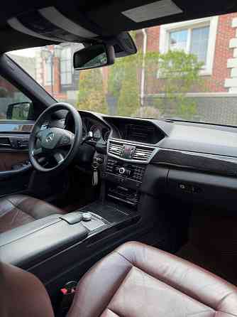 Mercedes-Benz W212 2011 