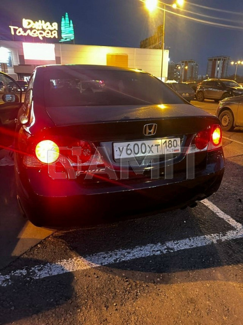 Honda Civic 2008  - изображение 1