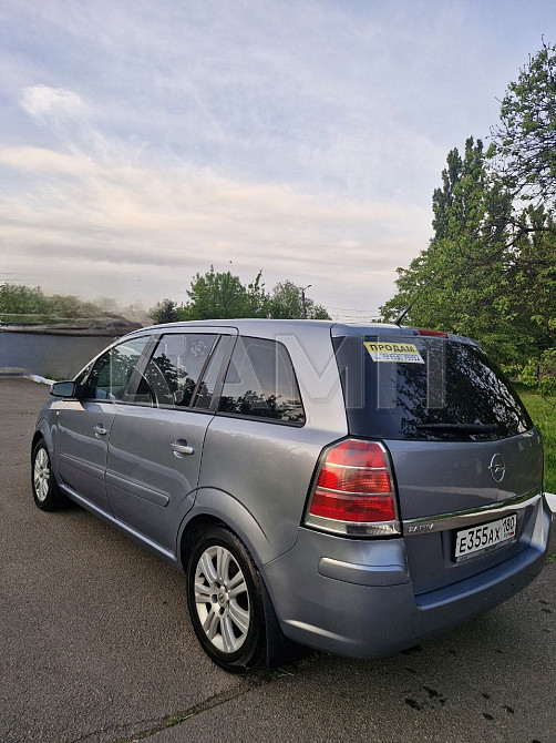 Opel Zafira B 2005  - изображение 6