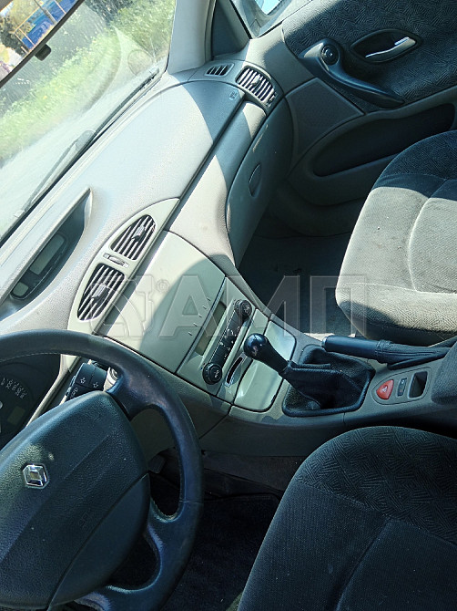 Renault Laguna 2002  - изображение 6