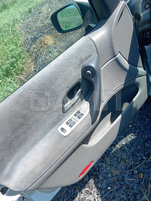 Renault Лагуна 2002  - изображение 5