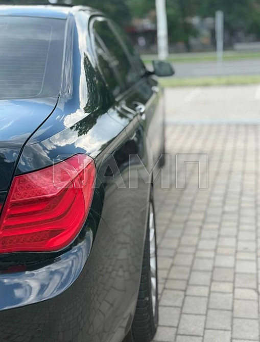 BMW 750 2009  - изображение 3