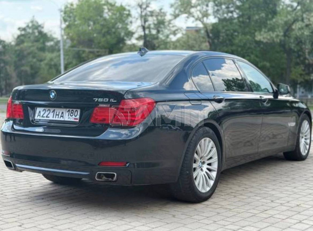 BMW 750 2009  - изображение 4