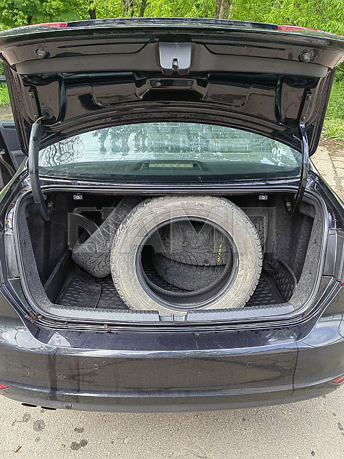 Volkswagen Jetta  - изображение 1
