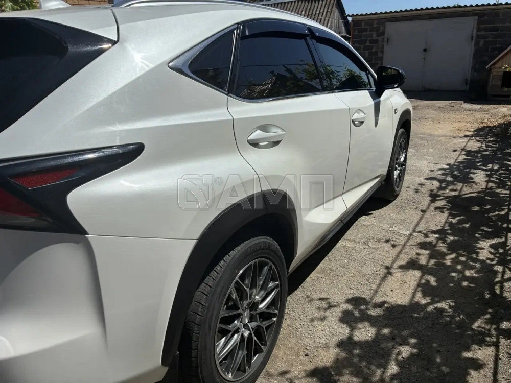 Lexus NX 200t  - изображение 7
